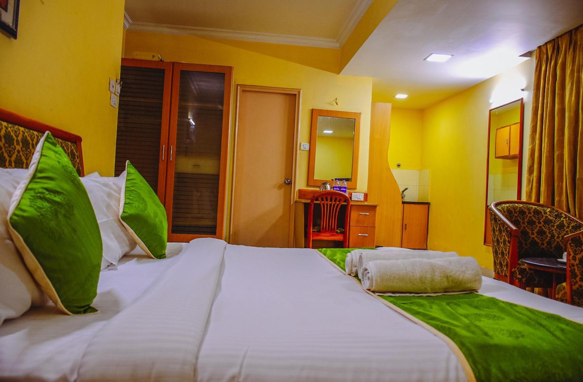 Naksha Tree Hotels - Mogappair Csennai Kültér fotó