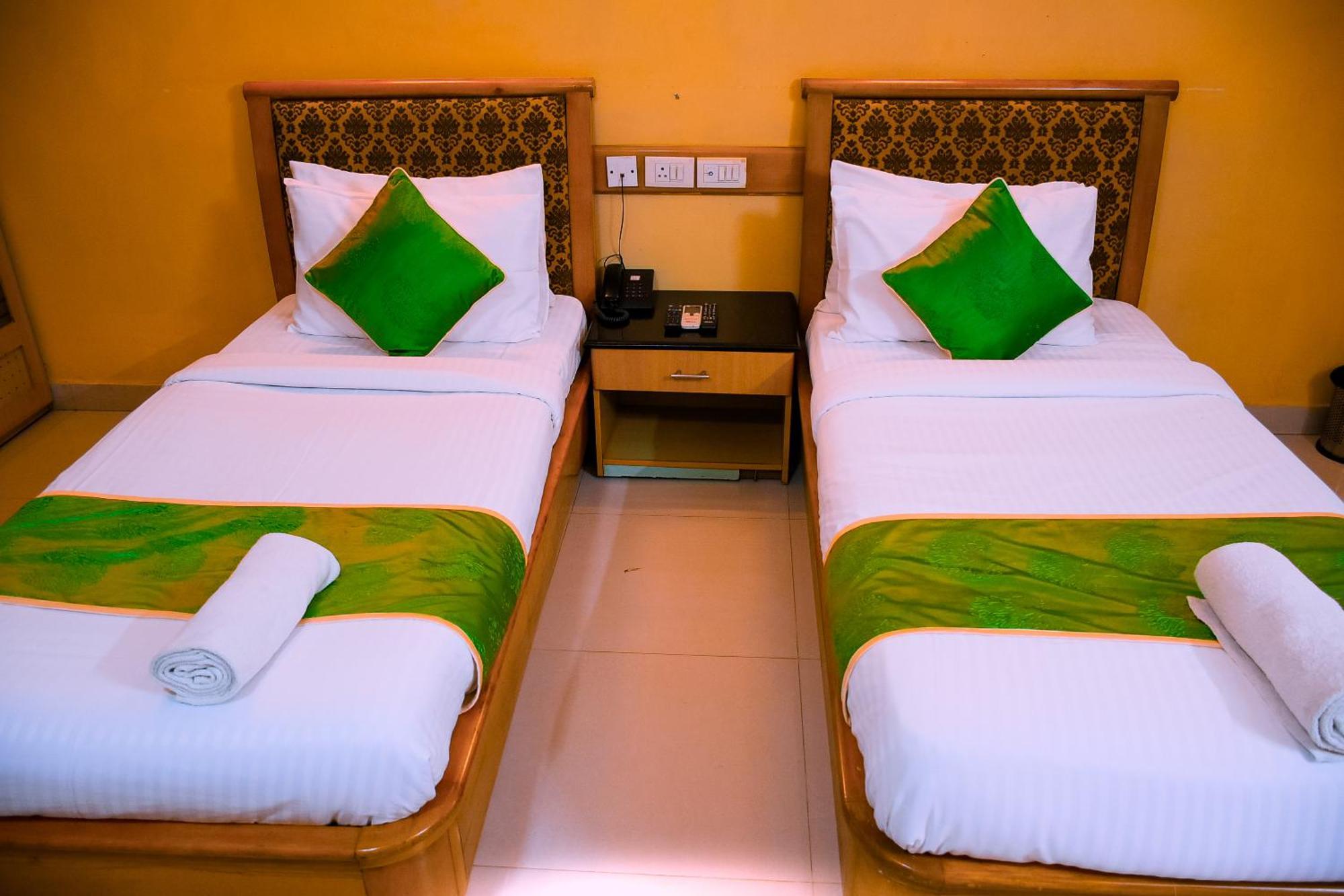Naksha Tree Hotels - Mogappair Csennai Kültér fotó