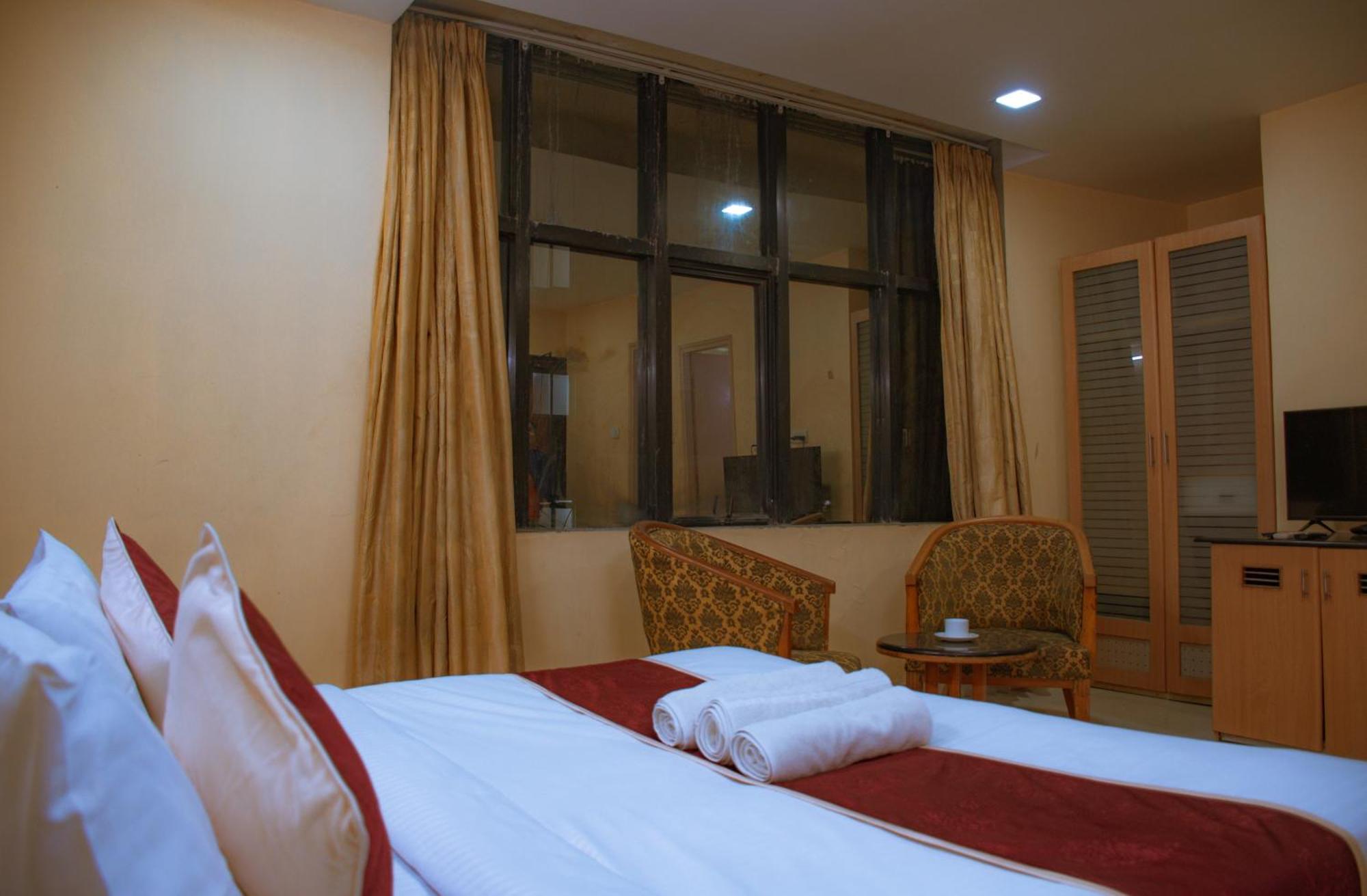Naksha Tree Hotels - Mogappair Csennai Kültér fotó