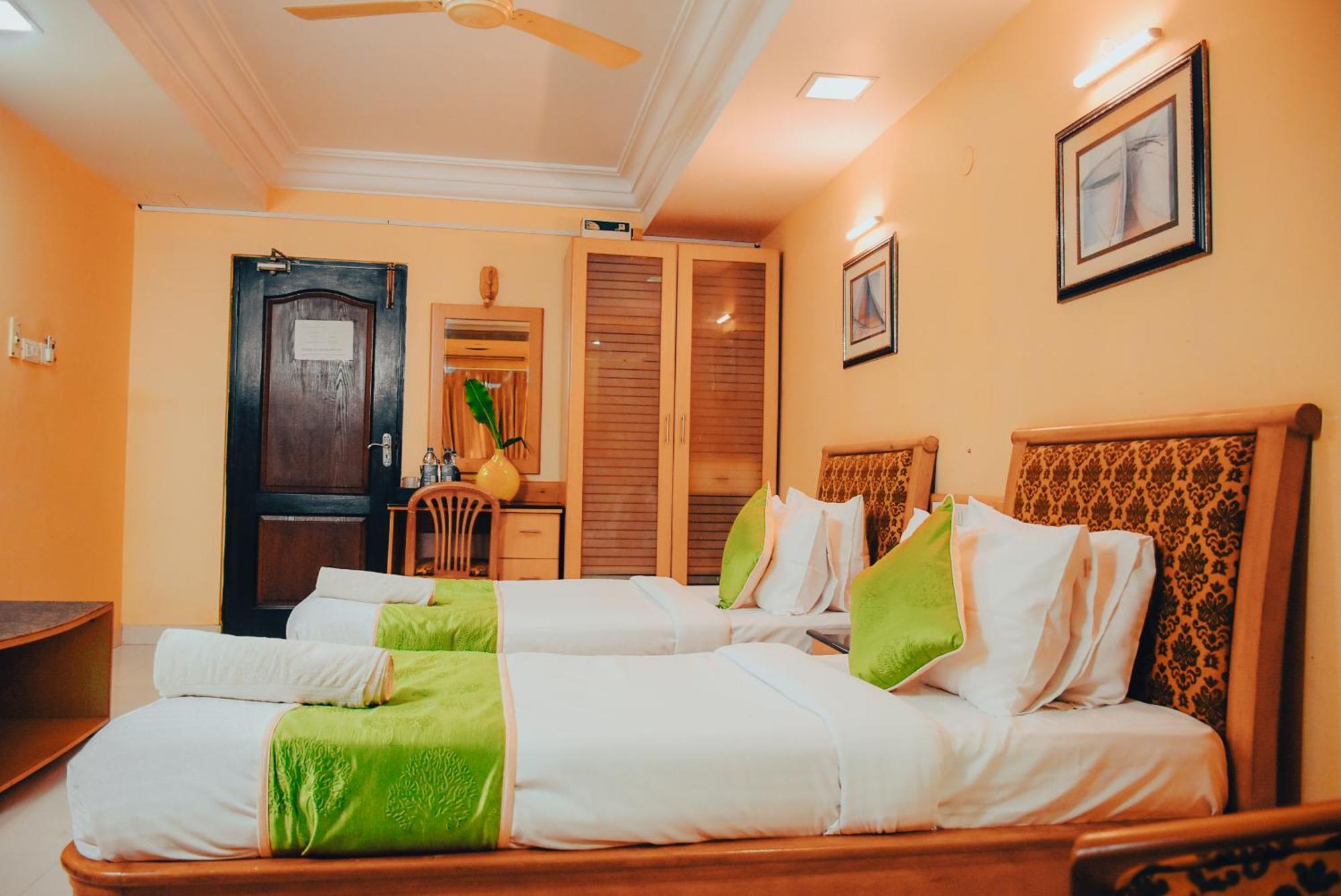 Naksha Tree Hotels - Mogappair Csennai Kültér fotó